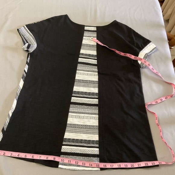 Chico’s Zenergy Back Striped Short Sleeve Tee Foiling on Front - Size … - Picture 10 of 11